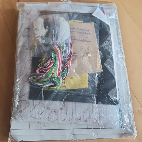 Bucilla Snowman Family Felt Stocking Kit - New Unopened - Picture 2 of 3